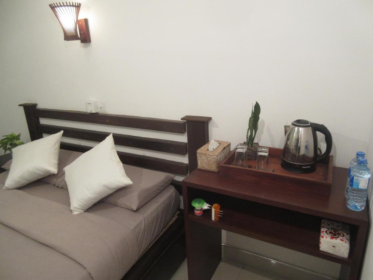 So What Boutique Hotel Negombo Buitenkant foto