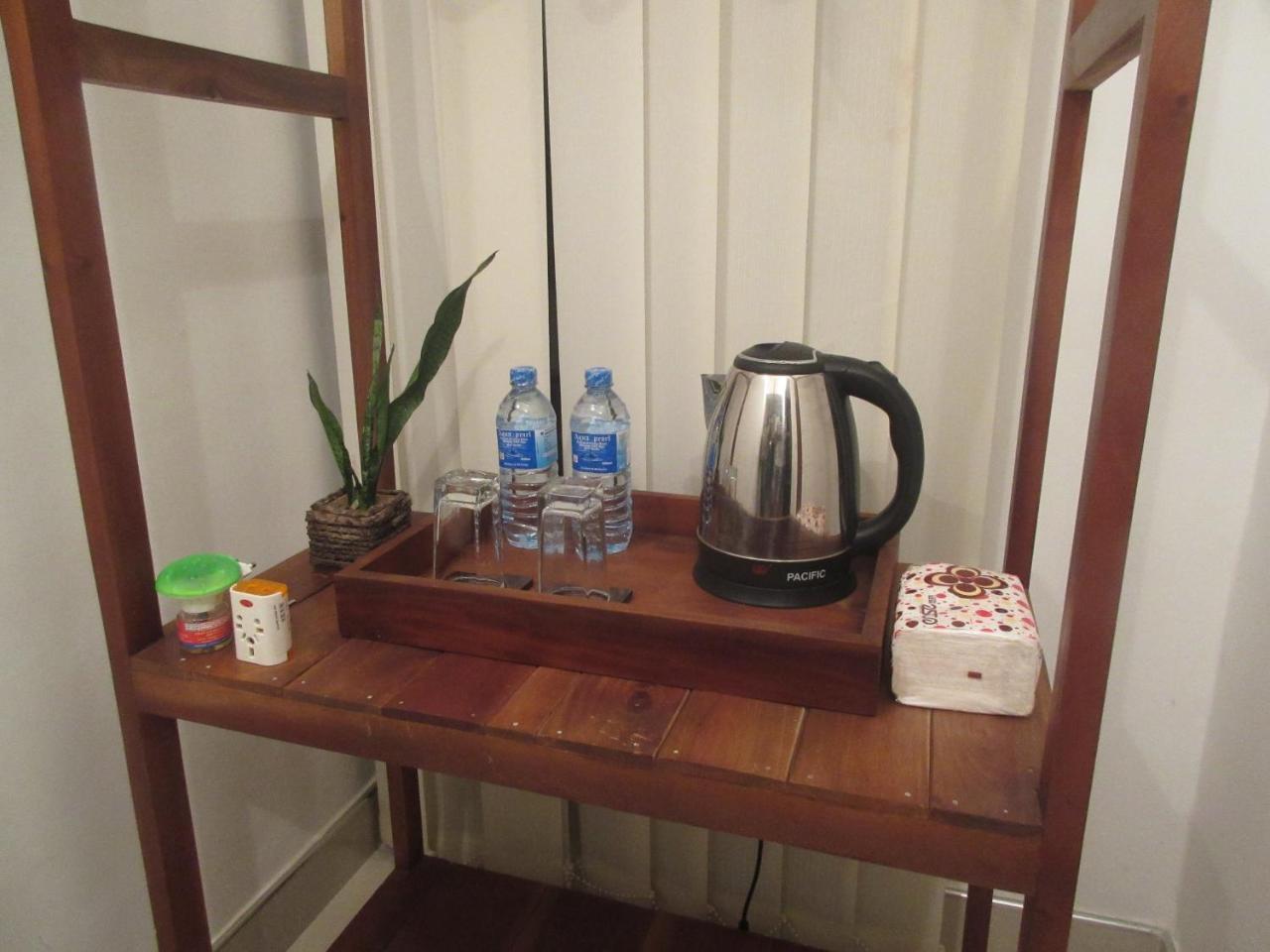 So What Boutique Hotel Negombo Buitenkant foto