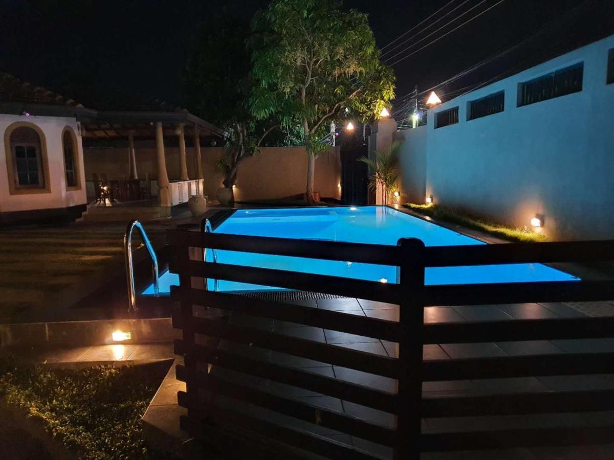 So What Boutique Hotel Negombo Buitenkant foto